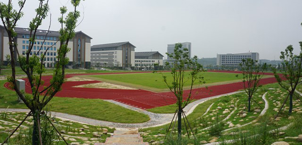 鎮(zhèn)江市高等?？茖W(xué)校 - 最美大學(xué)