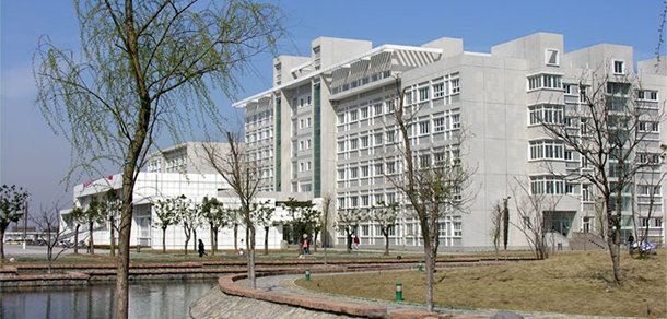 安徽商貿職業(yè)技術學院 - 最美大學