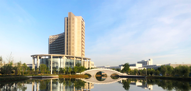 鄭州旅游職業(yè)學院 - 最美大學