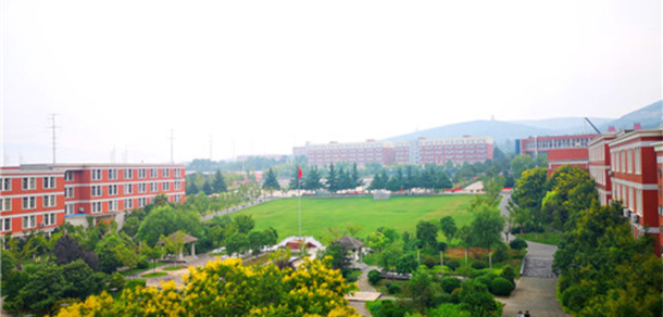 鄭州城市職業(yè)學院 - 最美大學