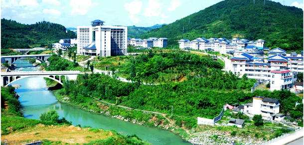 湘西民族職業(yè)技術學院 - 最美院校