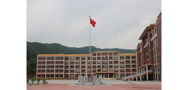 廣州珠江職業(yè)技術(shù)學院 - 最美大學