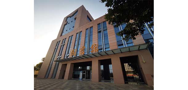 四川財經(jīng)職業(yè)學院 - 最美院校