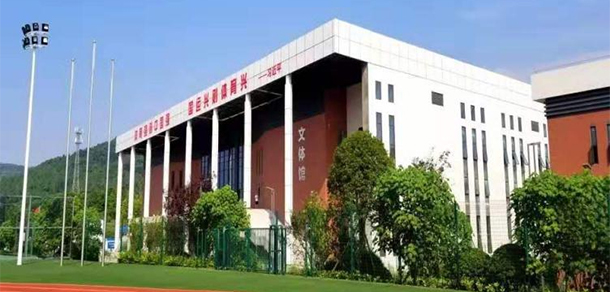 天府新區(qū)通用航空職業(yè)學院 - 最美大學
