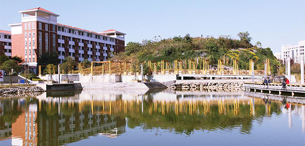 貴州醫(yī)科大學(xué)