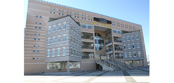 內蒙古商貿職業(yè)學院 - 最美大學