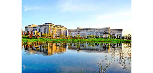 沈陽體育學院